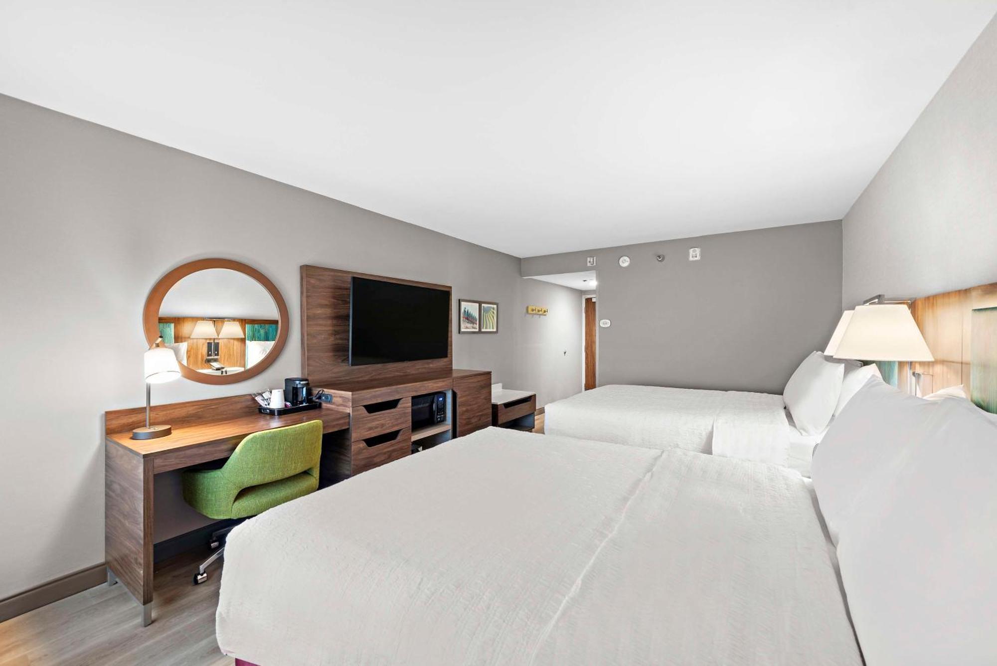 Hampton Inn Los Angeles Airport Lennox Bagian luar foto